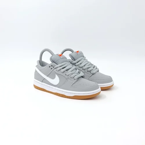 Nike SB Dunk Low Silver