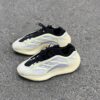 Adidas Yeezy 700V3 Beige
