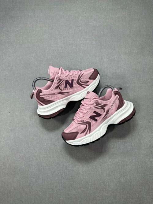 New Balance 530 Pink