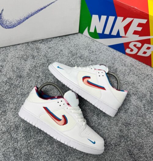 Nike SB Dunk Low