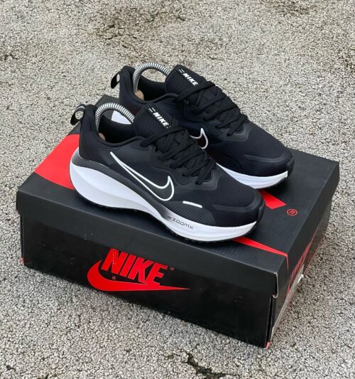 Nike Zoon Winfloo Black/White